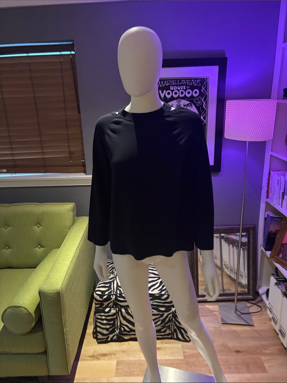 LOFT Black Long-Sleeve Crewneck Top